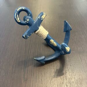 Distressed Anchor Decoration